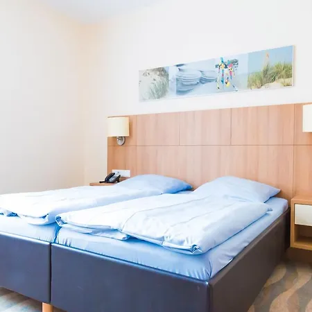 Inselhotel Bruns Отель Нордерней