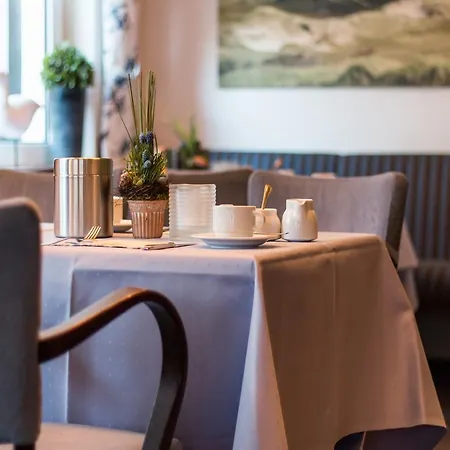 فندق Inselhotel Bruns 3*